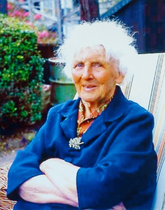 Maggie taken by Alan Mayes near the end of her life