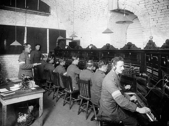 Signallers working at the HQ of the R.E.S.S.in France WW1