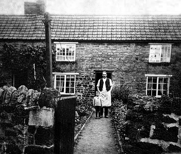This is thought to be Benjamin with one of his sons outside his cottage in Carlow Street. He is wearing his shoemakers’ apron (he worked at home)