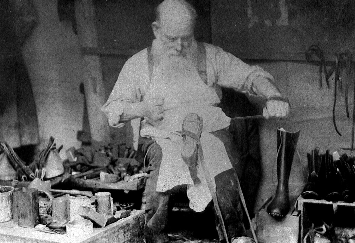 Thomas Amos of Long Buckby (early Twentieth Century)